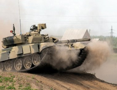 «Μοιράζει» T-90 η Ρωσία - Ανακοινώθηκαν νέες συμφωνίες για αγορές από Βιετνάμ, Ιράκ και Κουβέιτ